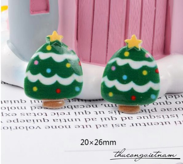 Mô Hình 2D Cây Thông Ú Sao Vàng 2*2.6cm